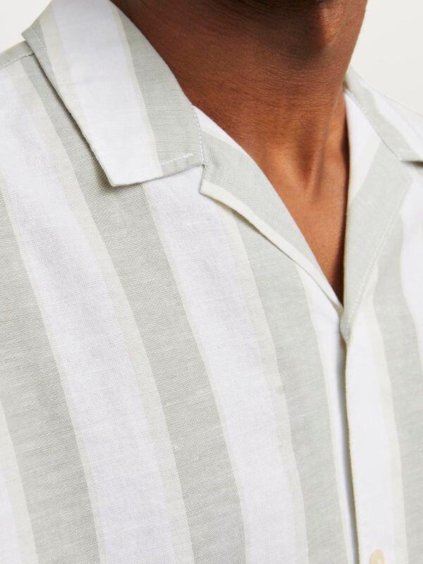 Støvet grøn/hvid - Krave